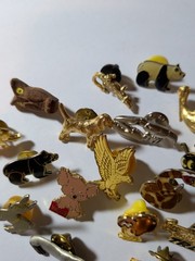 Vintage Mixed 19 Animal Enamel Pin Lot Seal Donkey Loon Bear Bee Snake Pelican