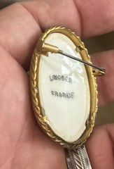 ANTQ LIMOGES PORCELAIN PORTRAIT BROOCH MIXTION TECHNIQUE TROMBONE CLASP 1930’s