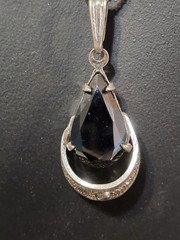 1950’s Sorrento Sterling Silver & Hematite Pendant 15.5″ Chain Filigree Accent