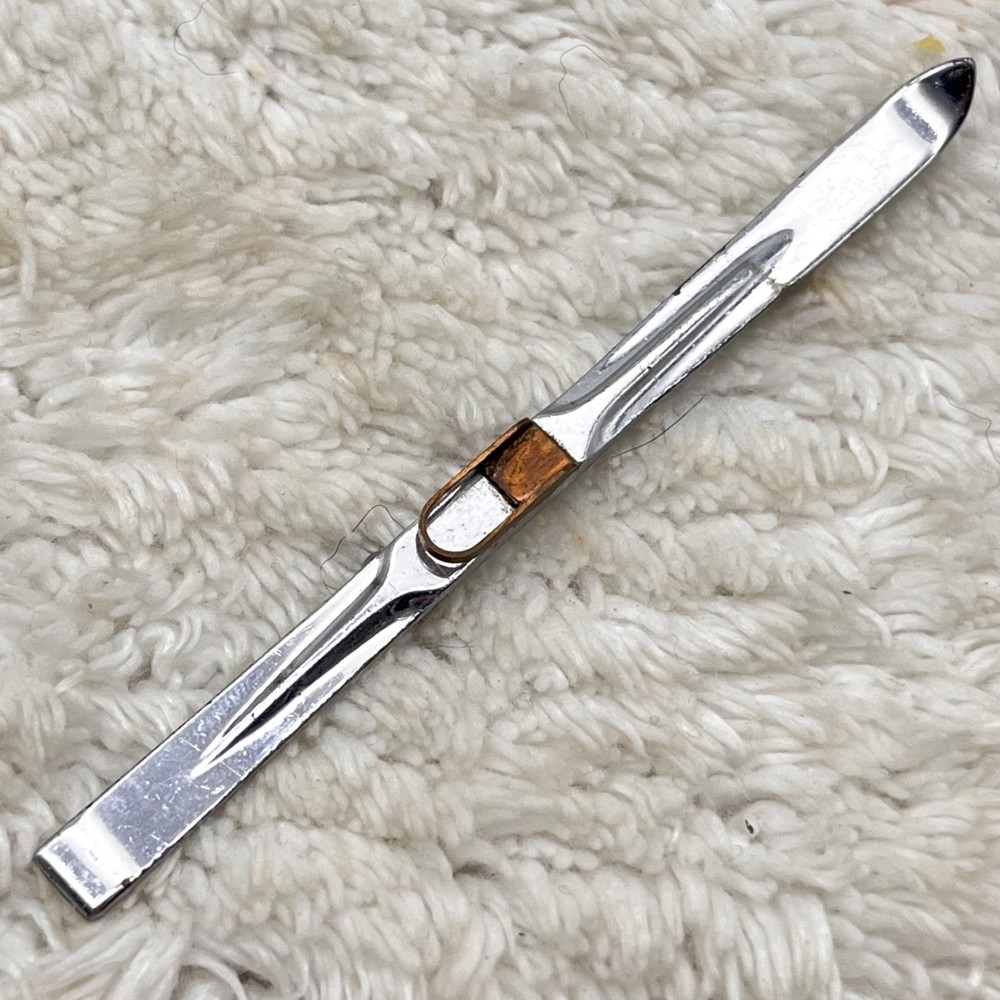 Vintage Ski Brooch Sterling Silver 5 Grams 3.5″