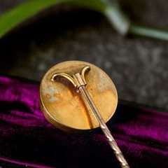 SUPERB ANTIQUE SCOTTISH 15K GOLD ESSEX CRYSTAL STICKPIN BROOCH HORSE CARRIAGE