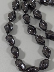 VTG Sarah Coventry Black Twist Bead Necklace Lucite Long Layering Classic 36 in