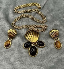 Egyptian style Carved scarab & Gold Tone Shell Interchangeable Necklace Set 12pc