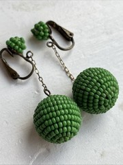 Vintage Green Glass Seed Bead Dangle Drop Clip On Earrings Go Go Style 2”