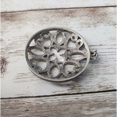 Vintage Pendant – Ornate Silver Tone Circle Cut Out Design – No Chain Included
