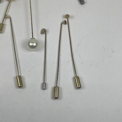 Lot of 13 Vintage Lot Pins Jewelry Novelty Assorted Colors Shapes Materials
