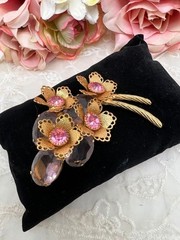 Vintage Pin Lavender Pink Crystals Gold Plated Flower Pin Bouquet of Flowers 3″