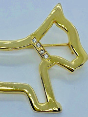 AAI-Vintage Dog Pin Made In Rhode Island 1980,s Signed