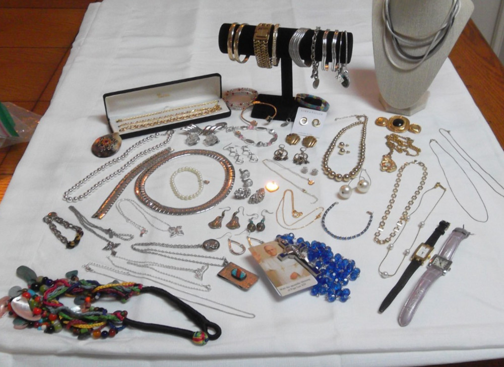 Nice Lot of Costume Jewelry Monet – Michael Kors – Chaps
