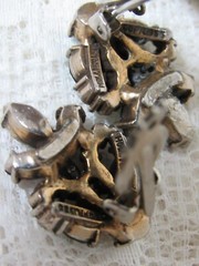 Vintage Hollycraft 1956 Brooch / Pin & Clip-on Earrings- Multicolored FREE SHIPP