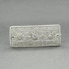 Estate Edwardian 18K White Gold 0.57ctw I-J/SI1-2 Diamond Brooch