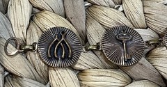 Vintage Mid Century Mod Southwest Good Luck Symbols Copper Bracelet 7 3/4”