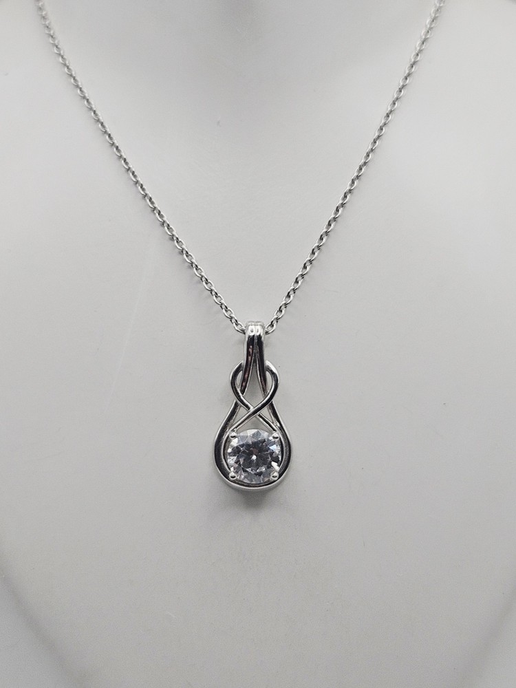 Sterling Silver Vintage 1.00ct CZ Double Looped Teardrop Pendant Necklace 21″