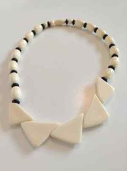 Vintage Plastic Necklace with Triangular Beads Retro Off-White Black