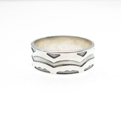925 Sterling Silver Vintage Ornate Oxidized Band Ring Size 11.75