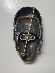 Vintage Signed ART DECO 89 #B067 Enameled Turquoise Colored Head Pin Brooch