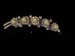 DeLizza And Elster D&E Juliana Pearl & Aurora Borealis Rhinestone Leaf Brooch