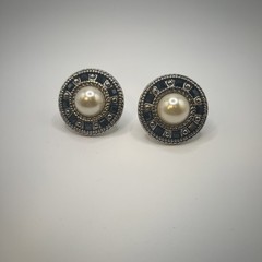 Vintage Clip On Earrings Flower, Crystals, Flowers, Feed, Colorful,
