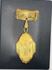 Victorian gold tone locket dangle brooch pin engraved flowers antique vintage