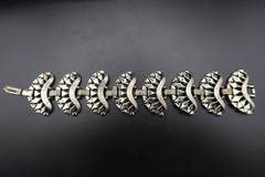 Vtg Mid Century Silver Tone Filigree Crescent Openwork Link Bracelet 8″ Long