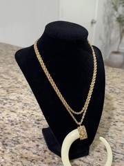 Vintage KJL Kenneth Lane Large Faux Elephant Tusk Horn Necklace Signed Chain