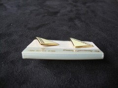 VINTAGE SAMUEL HUANG CLOISONNE EARRINGS SIGNED WHITE ENAMEL GOLD FILLED POST