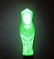 VINTAGE EGYPTIAN MUMMY SARCOPHAGUS PENDANT URANIUM GLASS BEAD NECKLACE SET OOAK