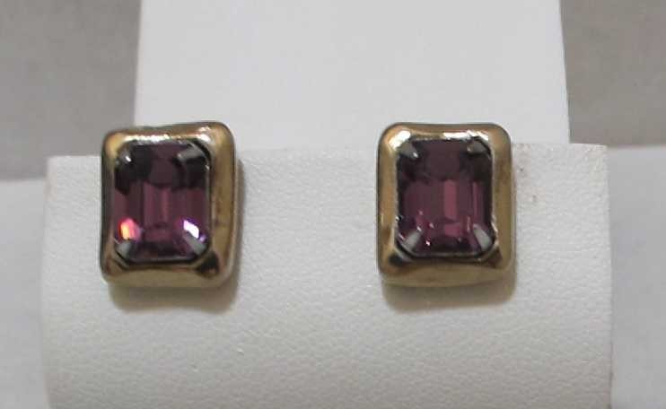 Vintage BARCLAY Faux Amethyst Purple Glass Gold Tone Clip Earrings 1/2″