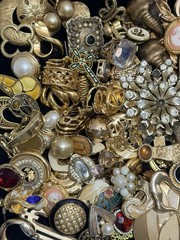 Broken Craft Jewelry -SINGLE Clip & Pierced Earrings, Broken Brooch Pins – 2+lbs