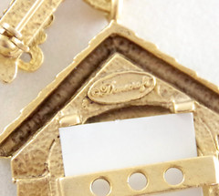 3″ VTG c1980’s DANECRAFT “MY PAL” DOG-THEMED PHOTO FRAME GOLD TONE PEWTER BROOCH