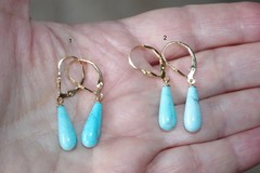 Vintage Gorgeous Genuine 1/20 14K GF Blue Turquoise Teardrop Lever back Earrings
