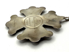 1974 Reed & Barton Sterling Large Cross Pendant Charm