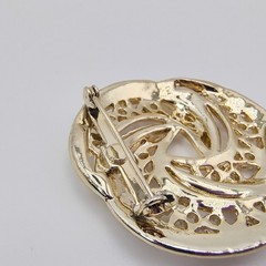 Vintage Gerry’s Openwork Swirl Brooch Gold Tone Modernist Sculptural Mob Wife
