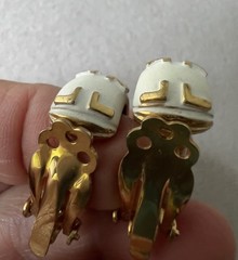 Vintage LANVIN PARIS Logo Enamel Gold Tone Clip Earrings – 1” Long – Estate