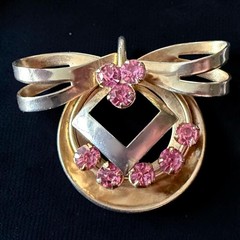 Pink Rhinestone Pendant Gold Tone Retro Bow Geometric Vintage 1950s