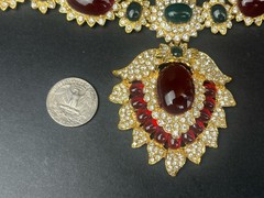Kenneth Jay Lane KJL Jackie O Maharani Necklace Ruby Emerald Cabochon COA Box