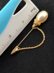 Vintage Gold Tone White Faux Pearl Double Sided Chain Drape Stick Hat Pin 2.5″