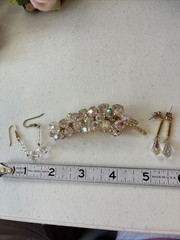 Vintage JULIANA D&E Clear AB Bead Gold Tone Cha Cha Leaf Pin Brooch + 2 Earrings