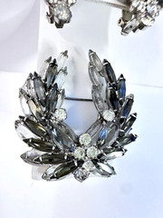 VNTG Juliana Silver Tone Icy Light Dark Grey Navette Rhinestone Brooch Earrings