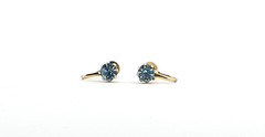 Gold Tone Screwback Earrings Light Blue Faceted Glass Stone J19-4315