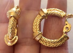 Vintage MONET ~ 1 1/8” Double Braided Hoop ~ Gold Tone Clip Earrings