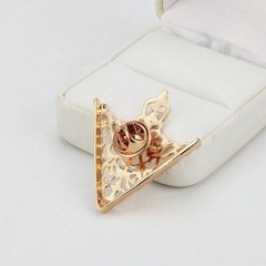 Triangle Brooch Pin Vintage Hollow Unisex Collar Decor Gift Shirt Collar Pin 1Pc