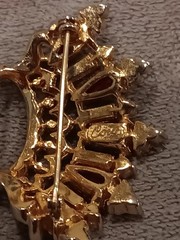 Vintage CORO brooch, 1940s–1950s