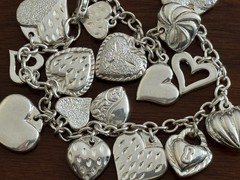 Vintage JCM Mauritius Sterling Silver Puffy Hearts Charm Bracelet 7in 22g (25-12