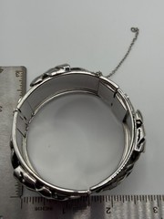 Vintage Whiting & Davis Bangle Bracelet Silver Tone Leaf Design Hinged READ