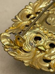VTG W. Germany Ornate Peking Glass Filigree Shell motifs Brooch C-clasp Art Deco