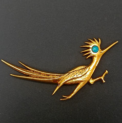 Vintage Sculptural Running Bird Brooch Gold Tone Statement Figural Jewelry Bold