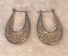 Oval Filigree Hoop Earrings Lacy Open Work Pierced Gold-Tone 1 1/4”