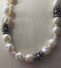 Vintage Unbranded 16 Faux Pearl Necklace with Rhinestone Accents Silver Tone