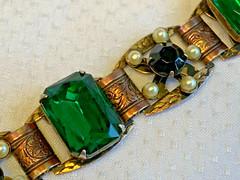 Vtg Art Deco Bracelet 7″ Fashion Jewelry Green Emerald Color Glass Stones